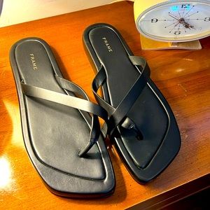 NEW Frame Denim Black Square-Toe Leather Flip Flop Sandals